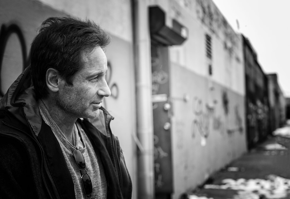 http://static1.stereoboard.com/images/stories/2013/images/A-Z%20Main%20Artist%20Images/D/600x412xdavid_duchovny_js_190116.jpg.pagespeed.ic.PjFDxuV9cO.jpg